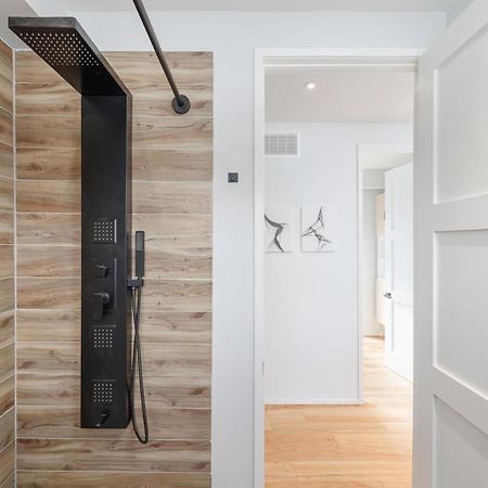 New Modern 1400 Sq Ft Coach House Near Everything Toronto Esterno foto