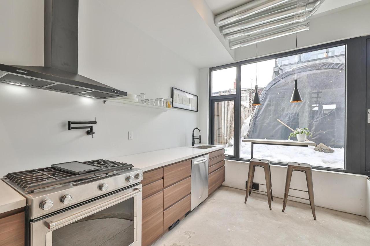 New Modern 1400 Sq Ft Coach House Near Everything Toronto Esterno foto