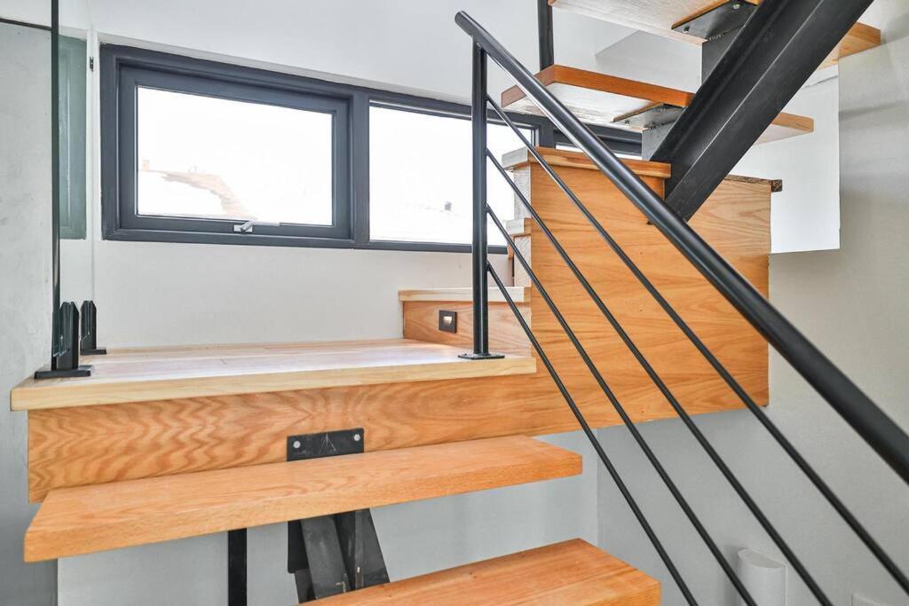 New Modern 1400 Sq Ft Coach House Near Everything Toronto Esterno foto