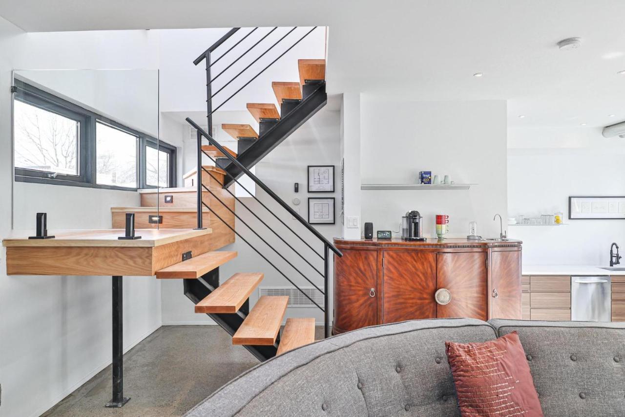 New Modern 1400 Sq Ft Coach House Near Everything Toronto Esterno foto