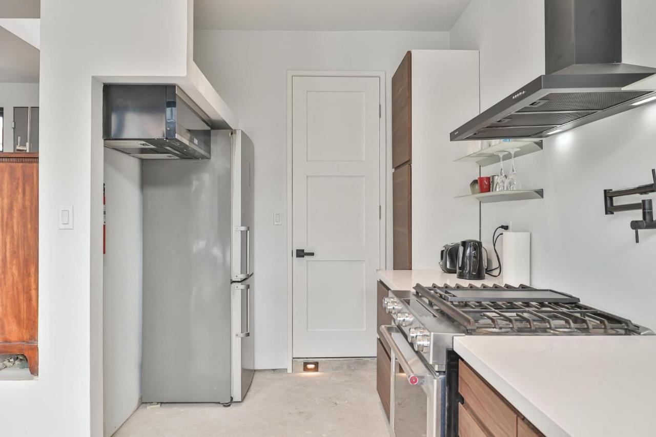 New Modern 1400 Sq Ft Coach House Near Everything Toronto Esterno foto