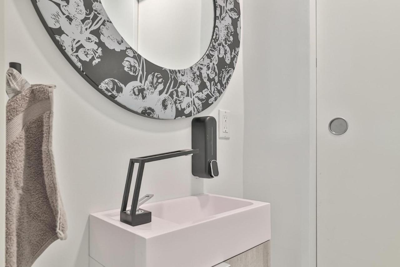 New Modern 1400 Sq Ft Coach House Near Everything Toronto Esterno foto