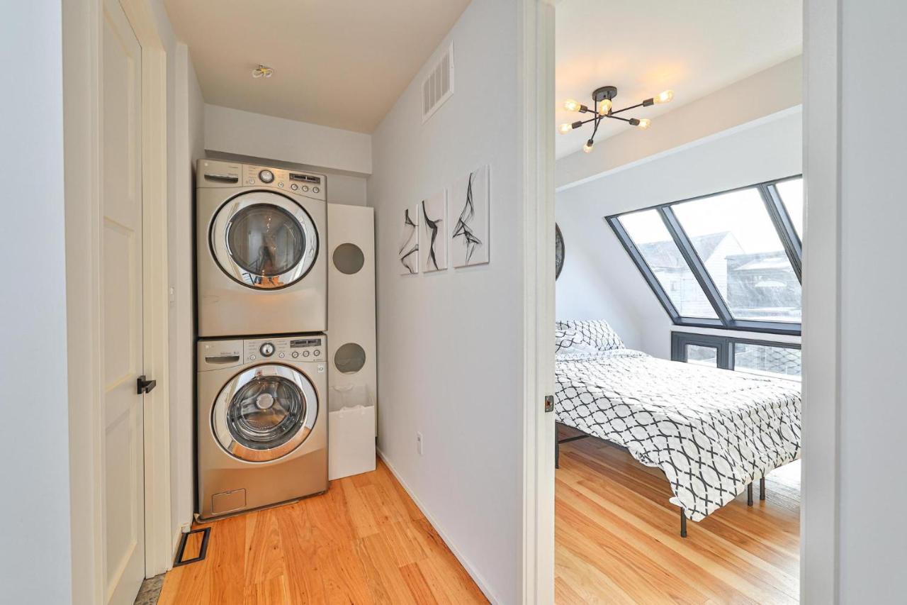 New Modern 1400 Sq Ft Coach House Near Everything Toronto Esterno foto